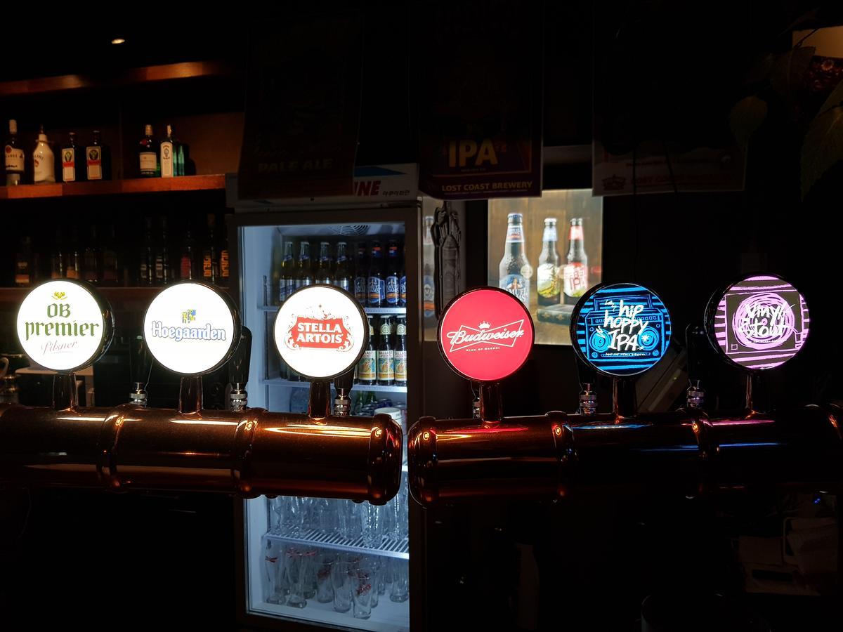 Jinho'S Black Whale Guest House & Bar Seul Esterno foto