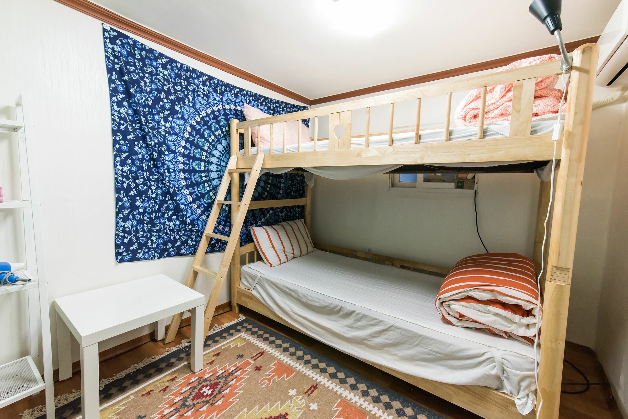 Jinho'S Black Whale Guest House & Bar Seul Esterno foto